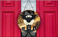 Happy Halloween door hanger.